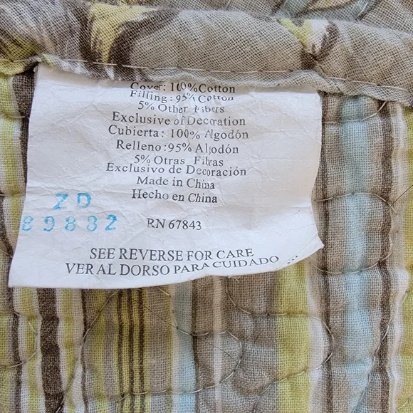 Queen Size Quilt 84x92 - Picture 4 of 5